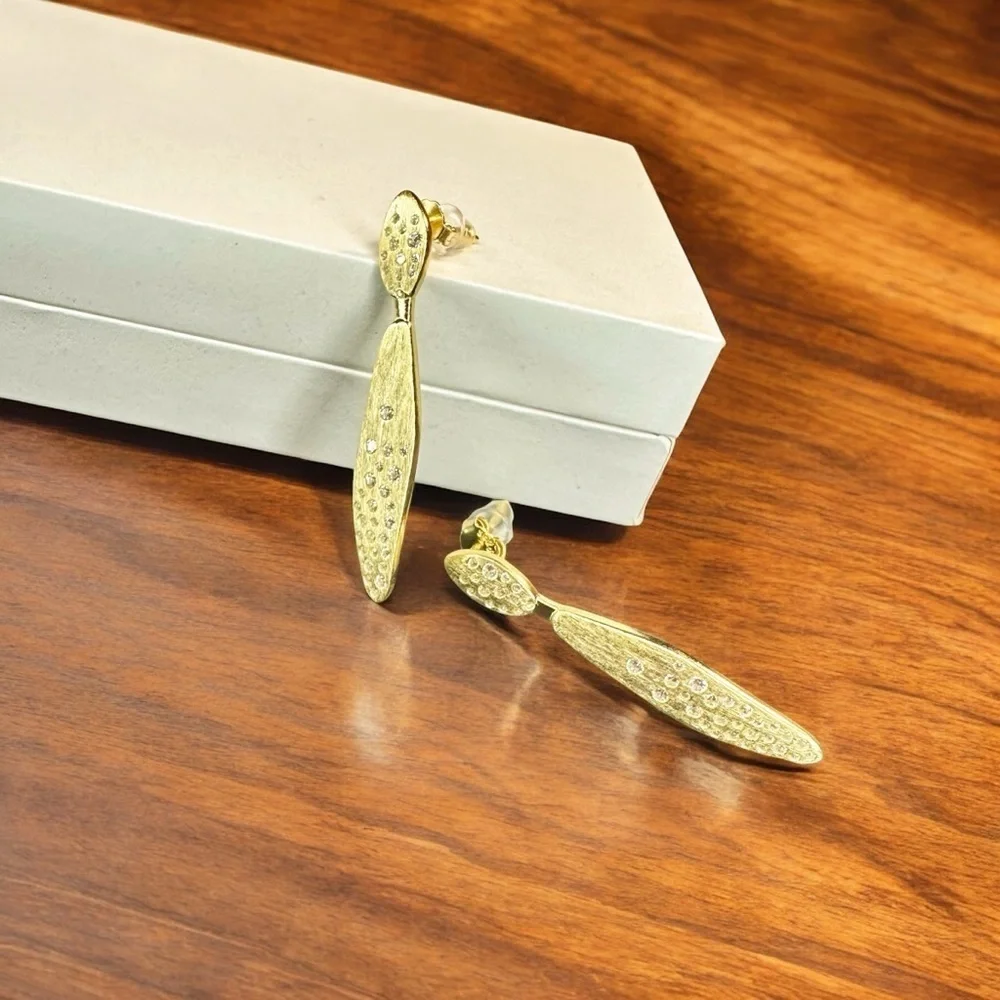 NEW Elegant Brushed Gold-Plated Sterling Silver Crystal Encrusted Drop Earrings